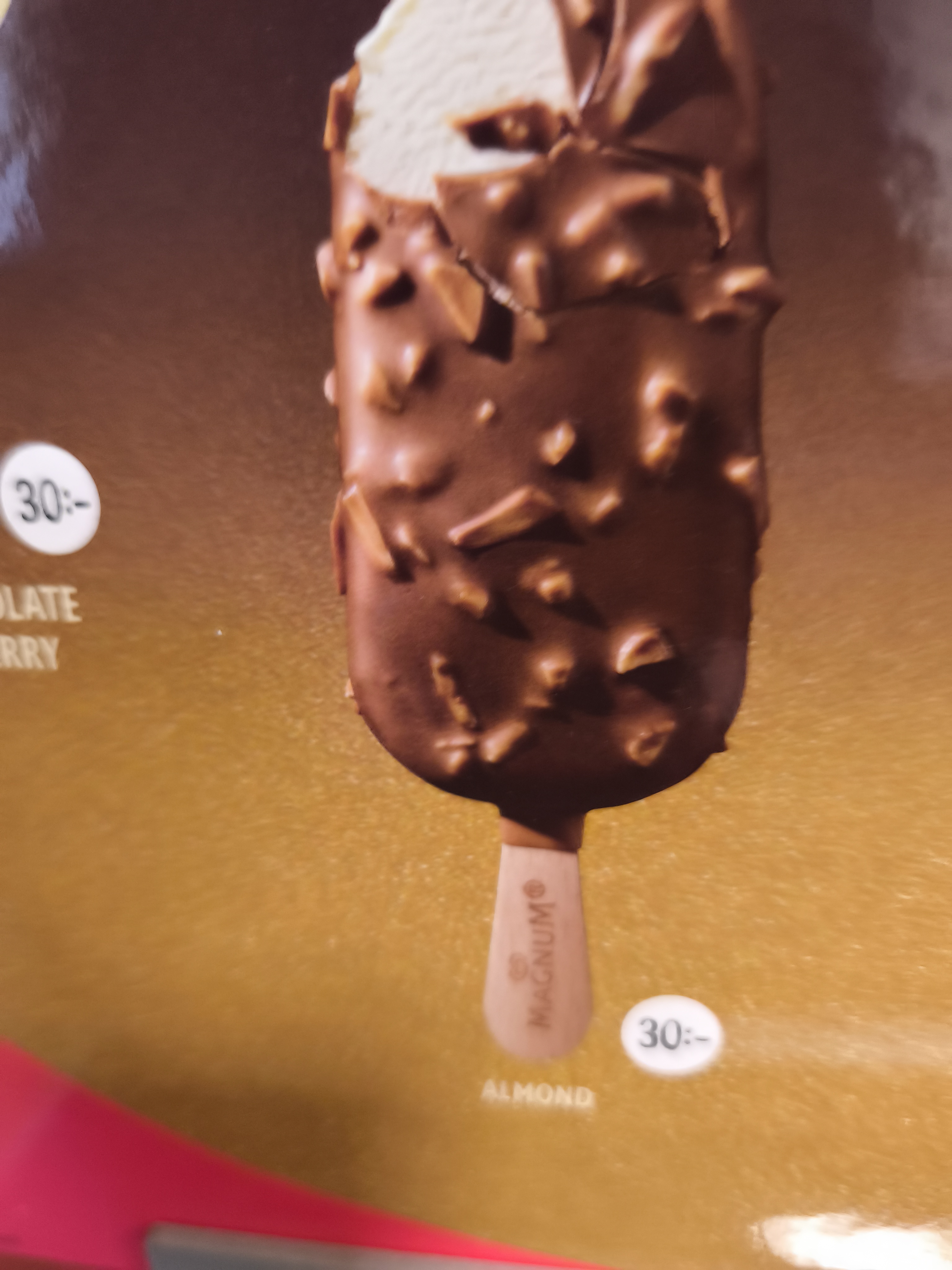 Magnum Almond Magnum