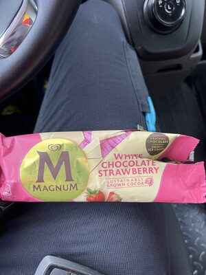 Magnum White Chocolate Strawberry